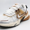 کتانی نایک سفید قهوه ای نقره ای Nike V2K