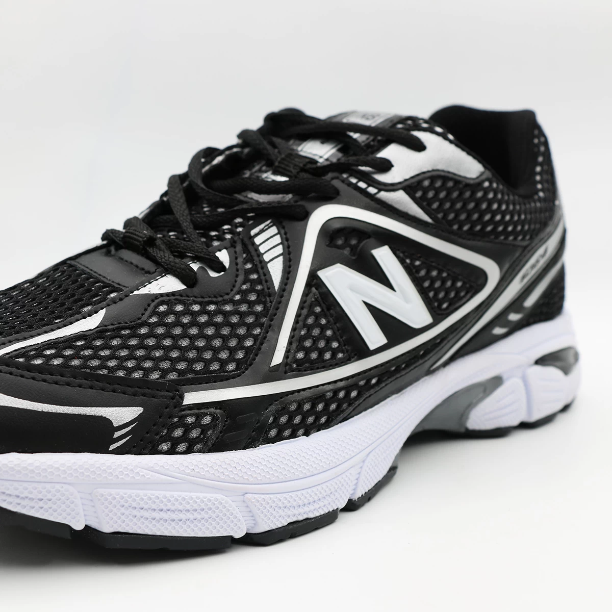 کتانی نیوبالانس مشکی New Balance 1064