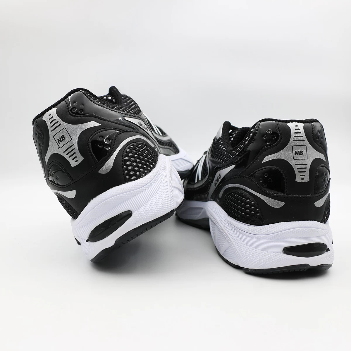 کتانی نیوبالانس مشکی New Balance 1064