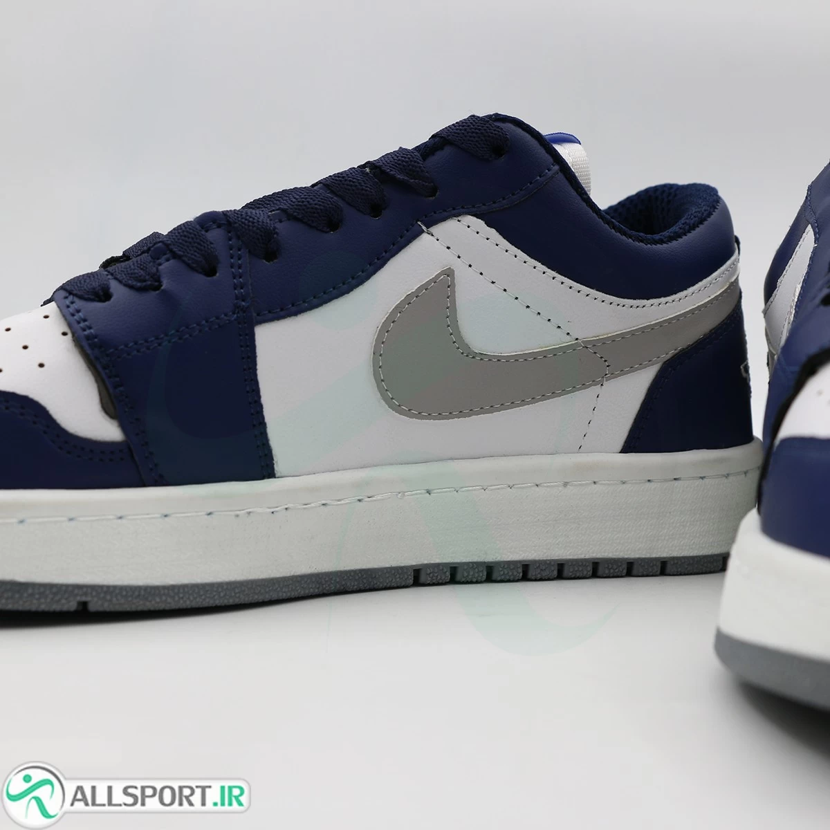 کتانی نایک جردن سرمه ای سفید Nike Air Jordan