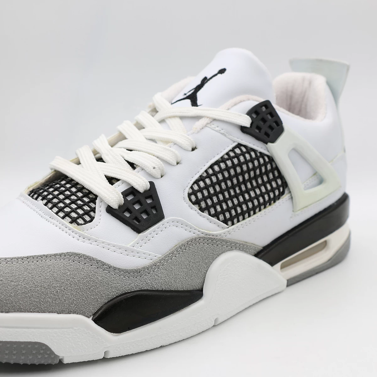 کتانی نایک جردن ایر فورس سفید مشکی Nike Jordan Air Force White