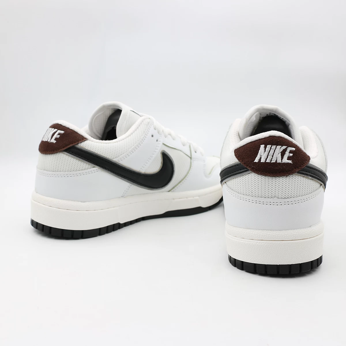 کتانی نایک جردن سفید مشکی Nike Sb Jordan