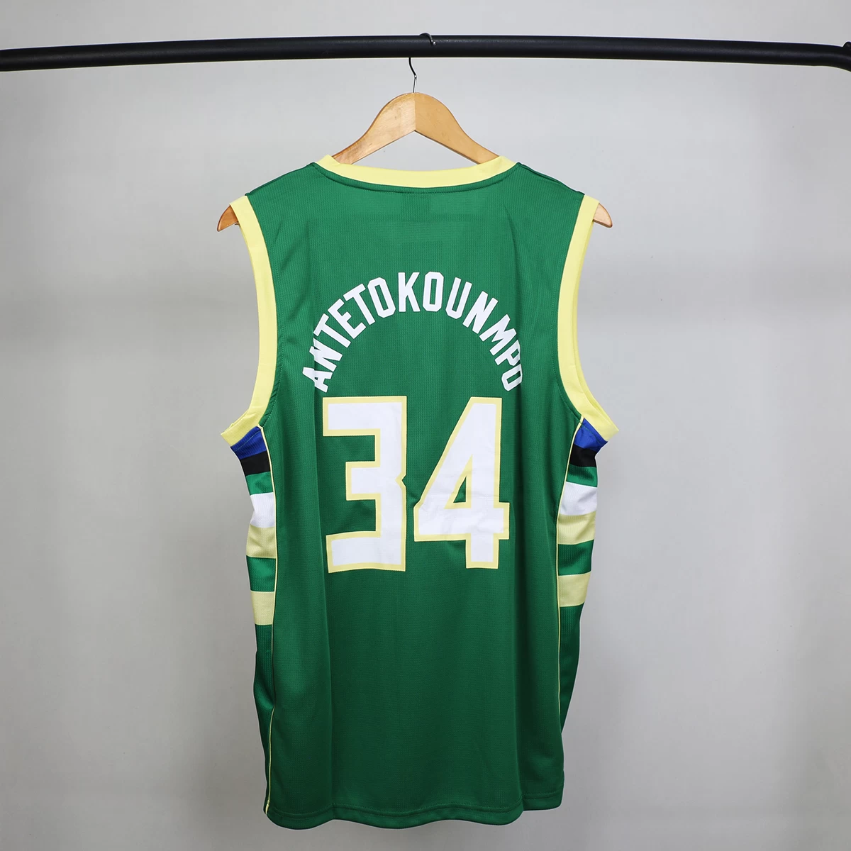 لباس شورت بسکتبالی میلواکی  Milwaukee Basketball Jersey green