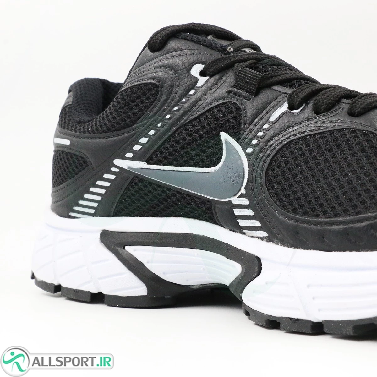 کتانی نایک مشکی Nike V5K