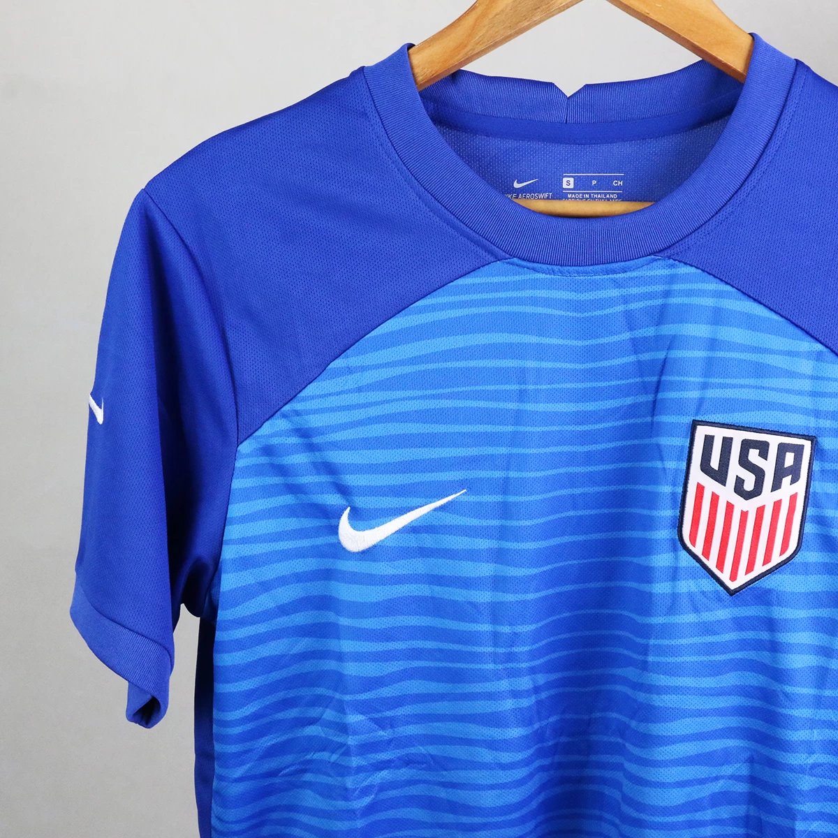 پیراهن دوم تیم ملی آمریکا USA Away Soccer Jersey
