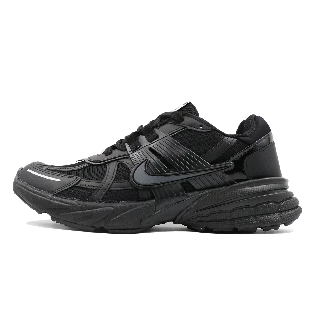 کتانی نایک مشکی Nike V2k