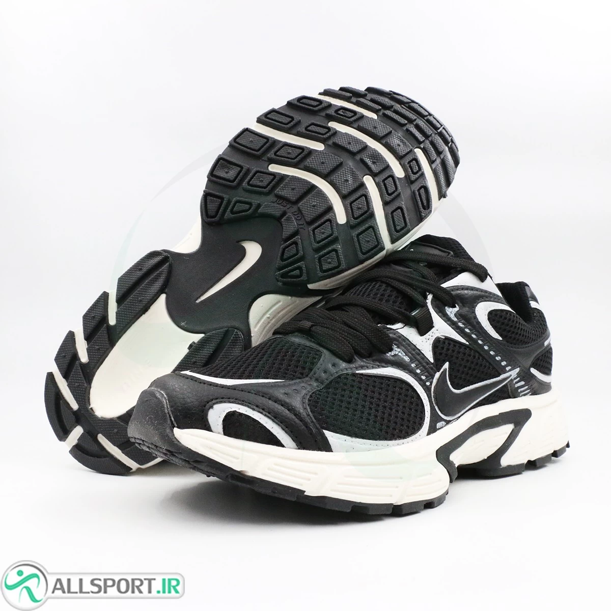 کتانی نایک مشکی سفید Nike V5