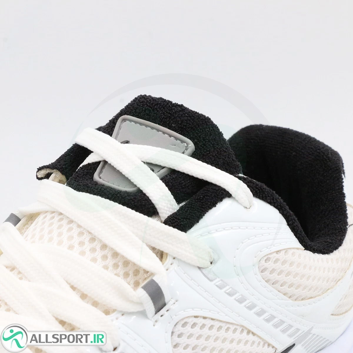 کتانی نایک سفید Nike V5