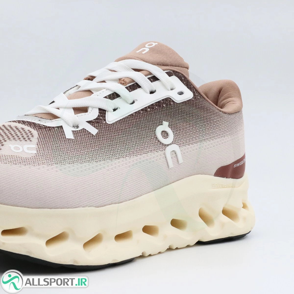 کتانی پیاده روی کرم قهوه ای QC