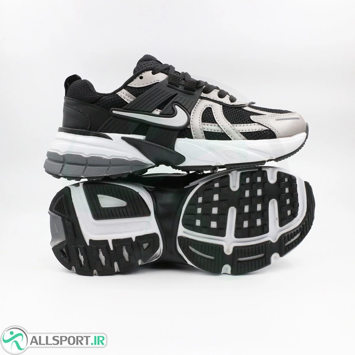 کتانی نایک نقره ای مشکی مات Nike V2k