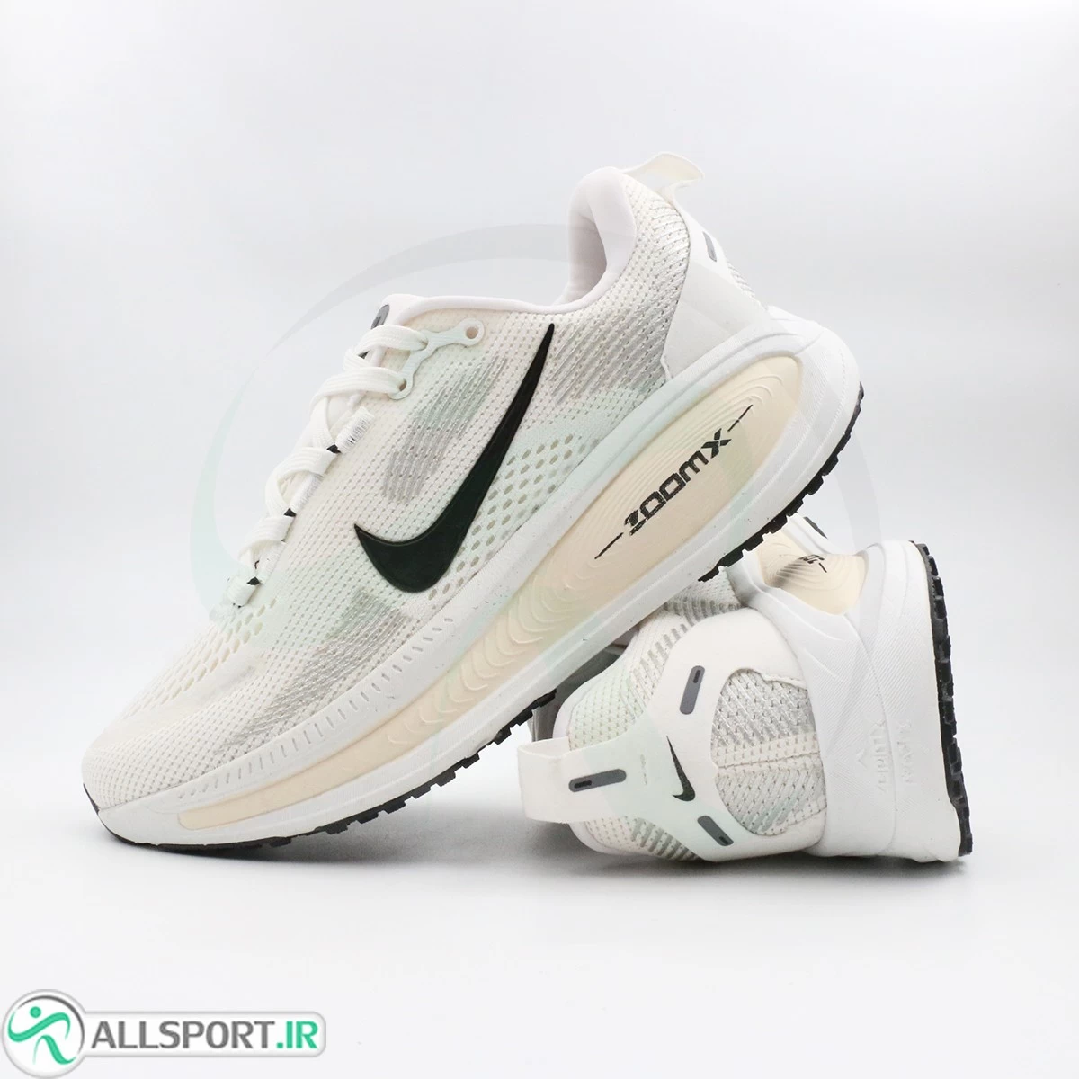کتانی نایک سفید Nike Zoomx Vomero