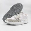 کتانی نایک ترویس سفید طوسی Nike Travis Lv