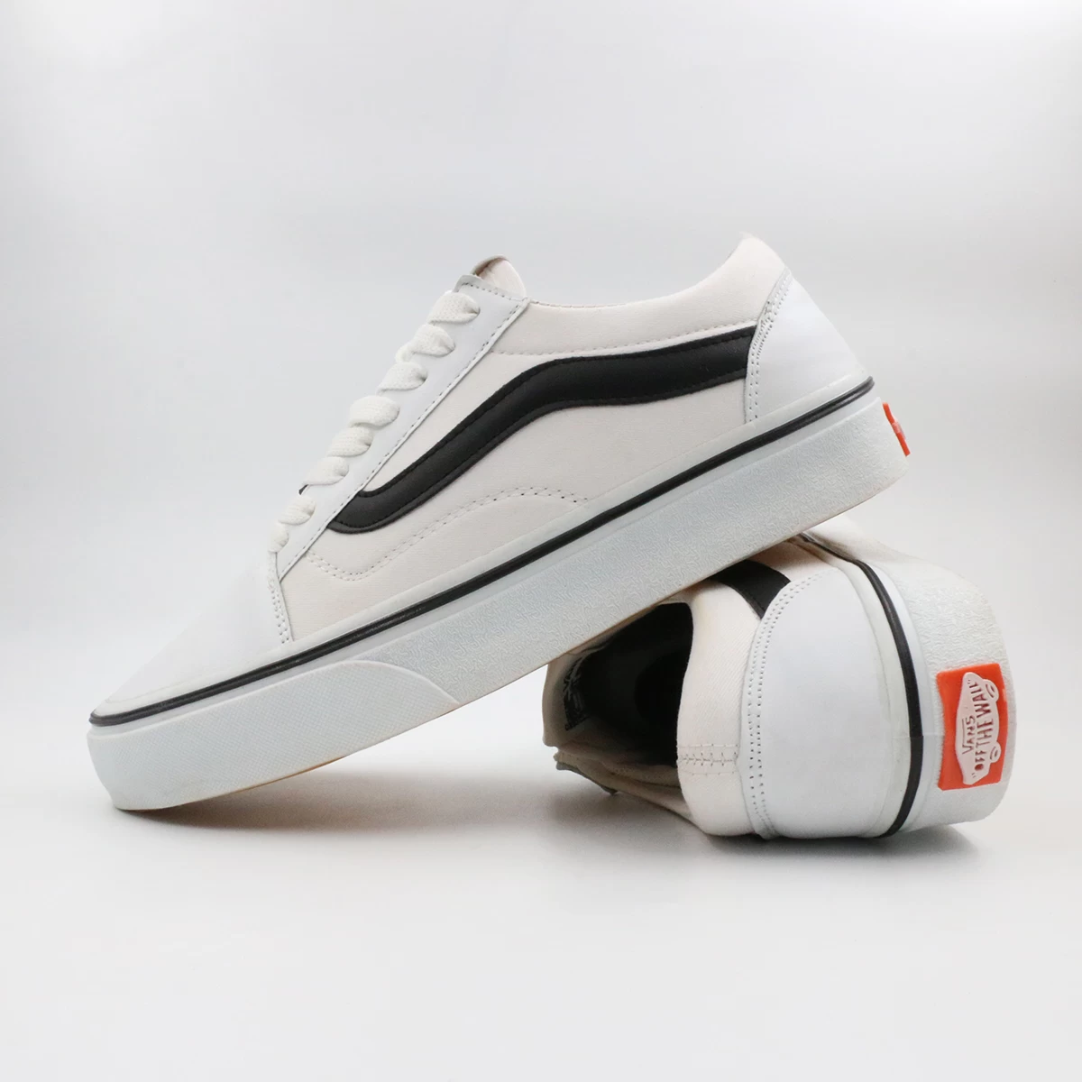 کتانی ونس اولد اسکول سفید مشکی Vans