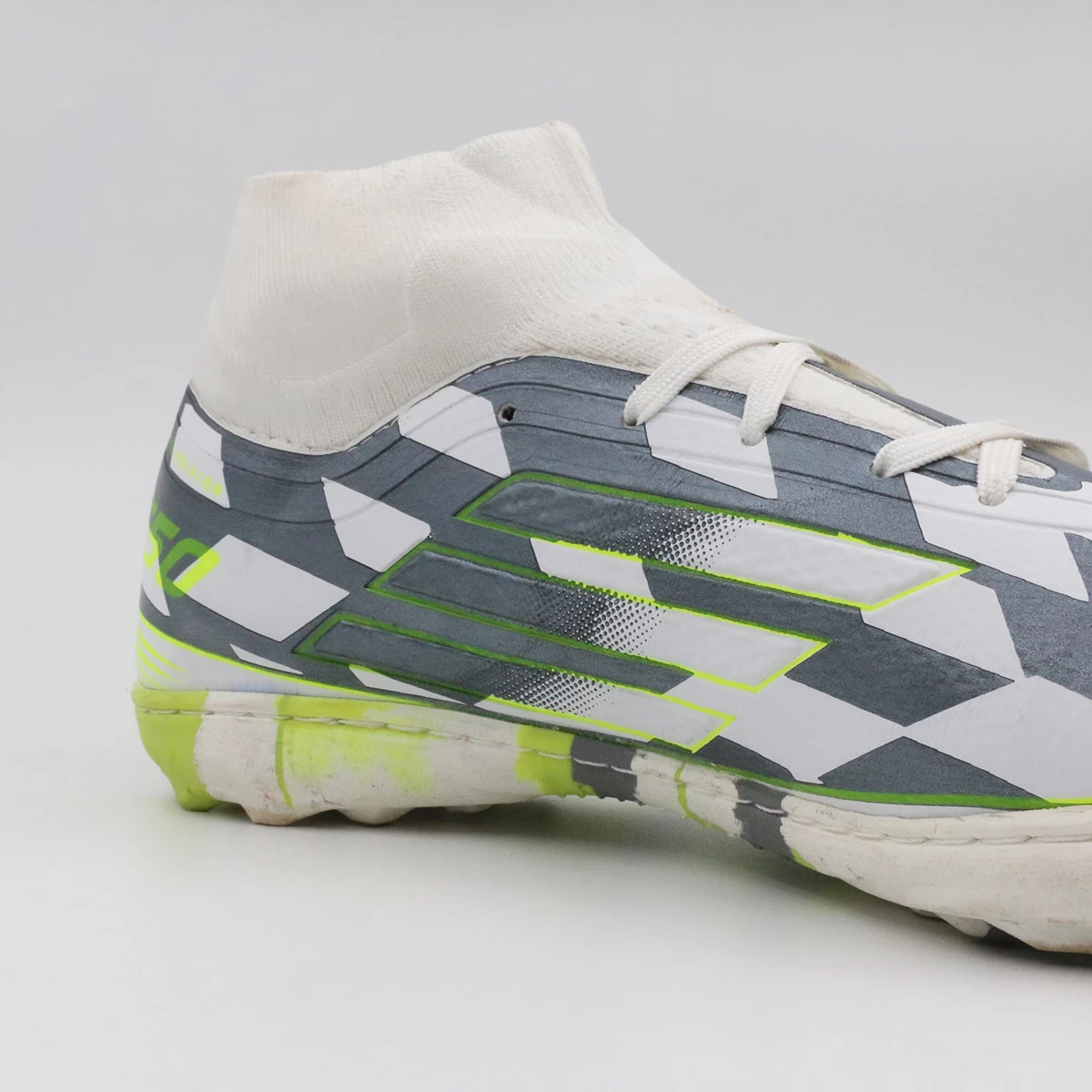 کفش چمن مصنوعی آدیداس سفید Adidas F50 Black