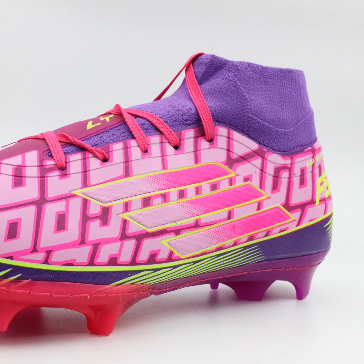 کفش فوتبال آدیداس سرخابی Adidas F50