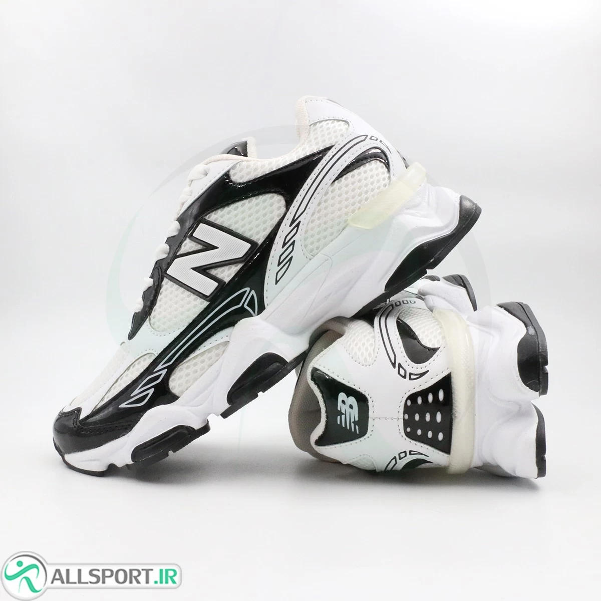 کتانی رانینگ نیوبالانس مشکی سفید New Balance R