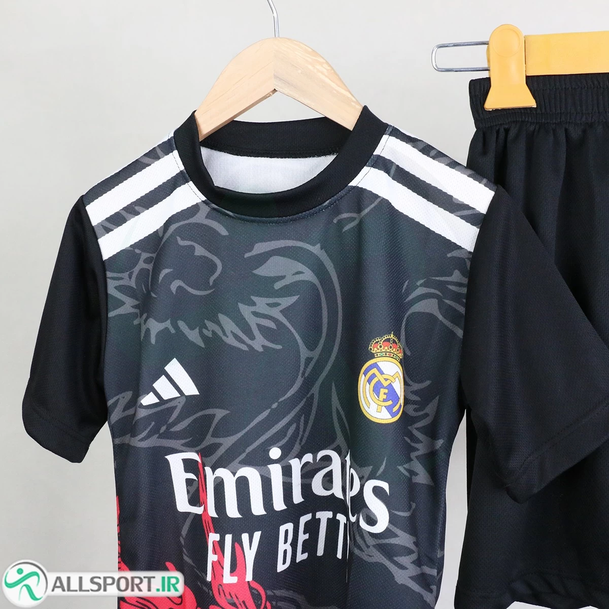 پیراهن و شورت بچگانه دراگون رئال مادرید Real Madrid Home 2026-27 Kit