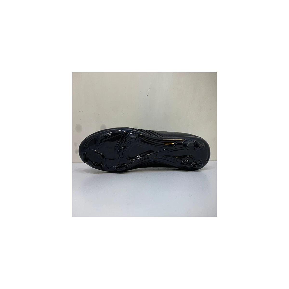 کفش فوتبال آدیداس پردیتور طرح اصلی مشکی نارنجی  Adidas Predator