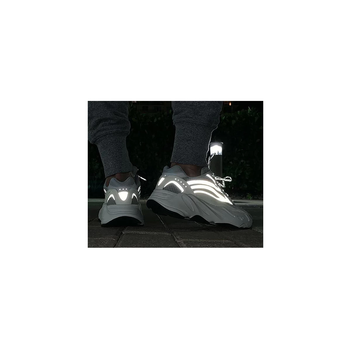 کتانی رانینگ آدیداس Adidas Yeezy 700 V2 Static
