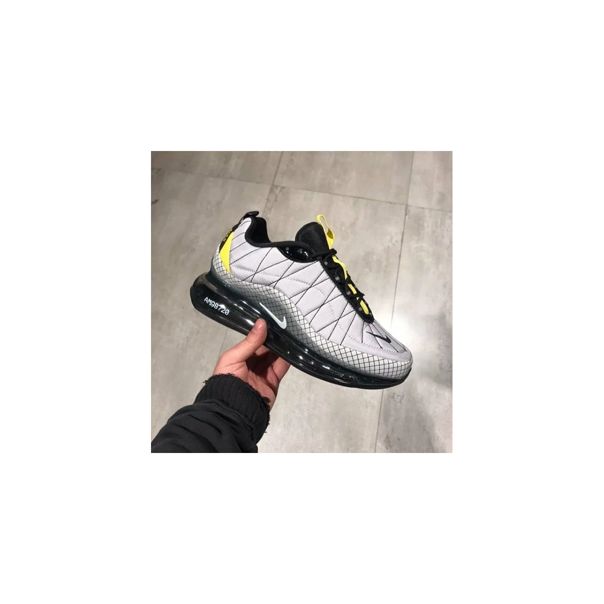 کتانی رانینگ مردانه نایک Nike Air Max 720-818 White Yello