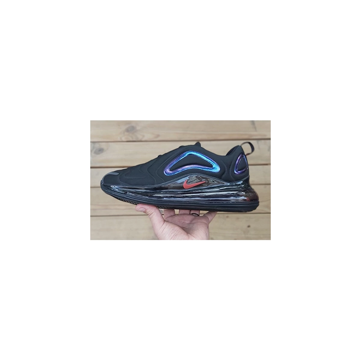 کتانی رانینگ مردانه نایک Nike Air Max 720 Black Red