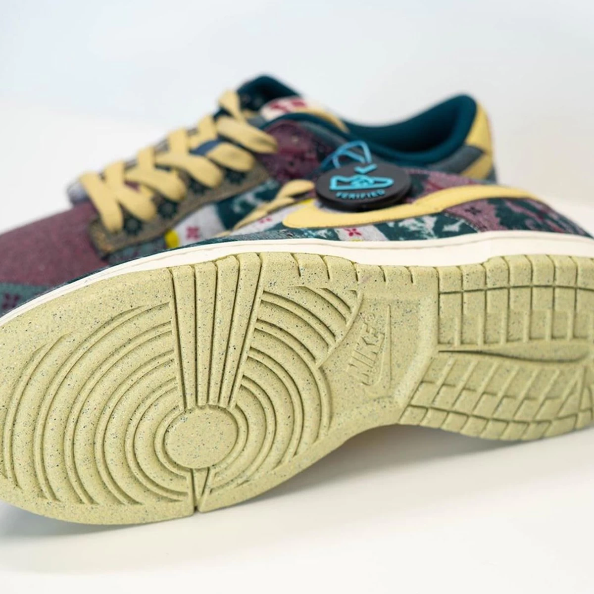 کتانی رانینگ نایک زنانه طرح اصلی Nike Dunk Low Community Garden