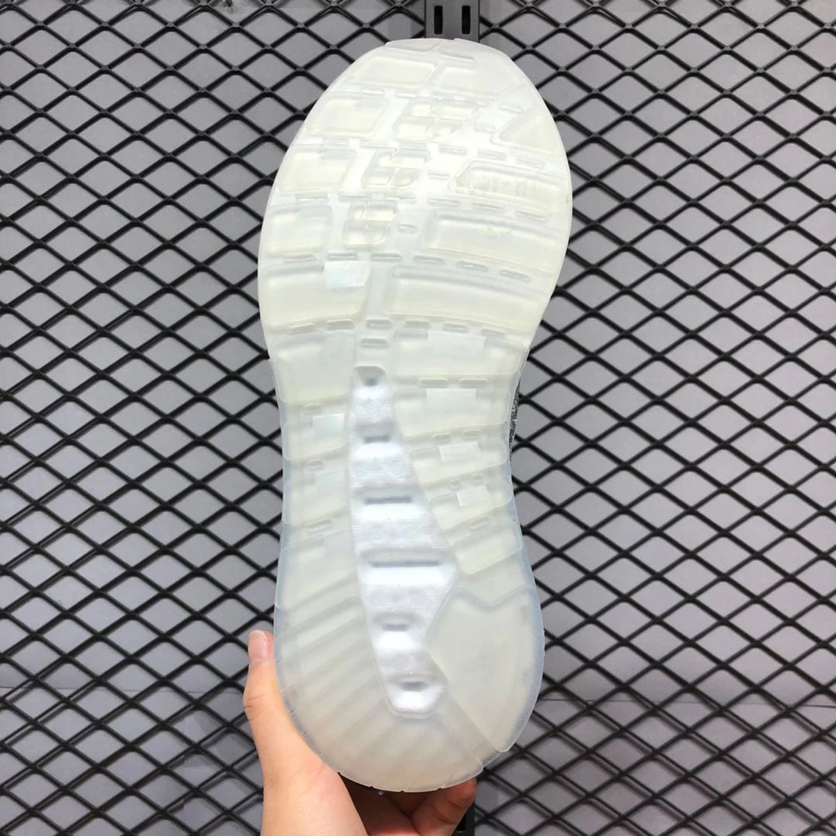 کتانی رانینگ زنانه ادیداس طرح اصلی سفید نقره ای Adidas ZX 2K Crystal WhiteSilver Running