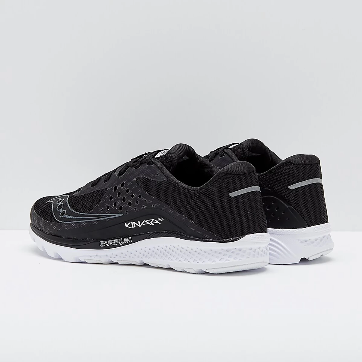 کتانی رانینگ مردانه ساکونی Saucony Kinvara 8 S20356-50