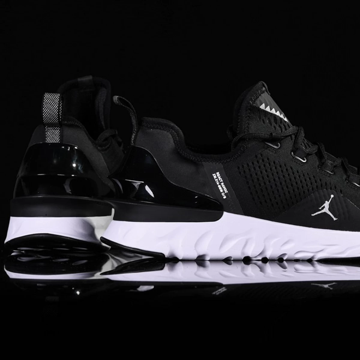 کفش بسکتبال مردانه ایرجوردن طرح اصلی Nike Air Jordan React Black