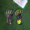 دستکش دروازه بانی آدیداس پردیتور طرح اصلی Adidas Predator Pro Goalkeeper Blue Yellow