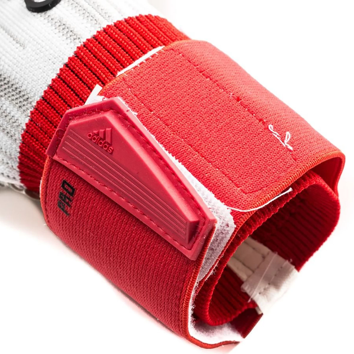 دستکش دروازه بانی آدیداس پردیتور طرح اصلی Adidas Goalkeeper Gloves Predator Trans Pro Red Real Coral Black White