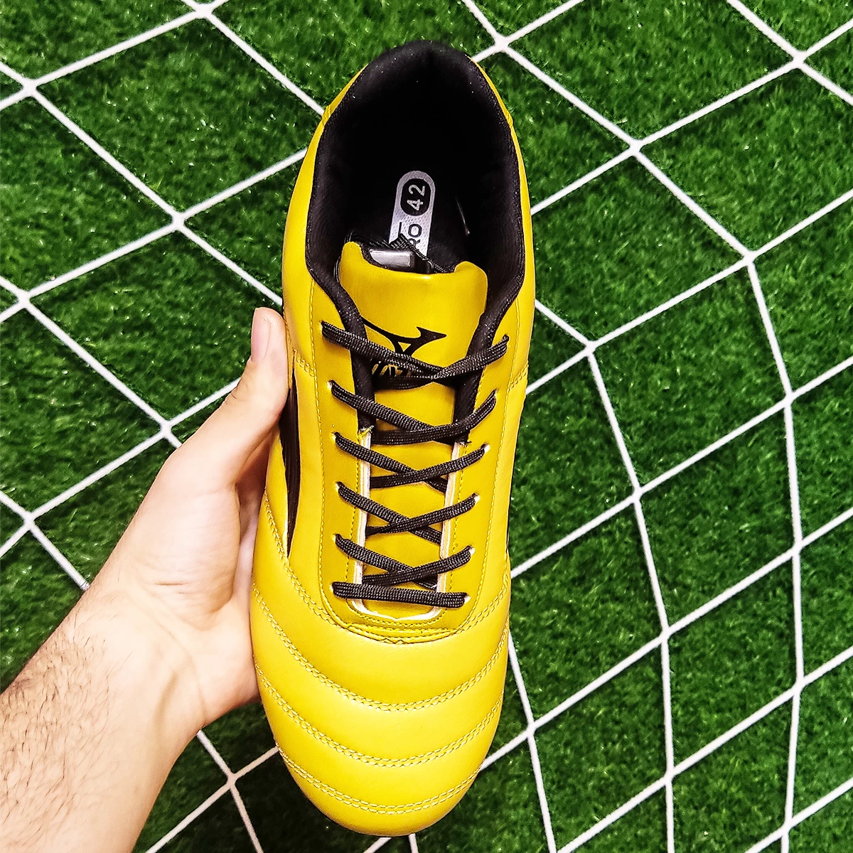 کفش فوتبال میزانو مورلیا طرح اصلی Mizuno Morelia FG Gold
