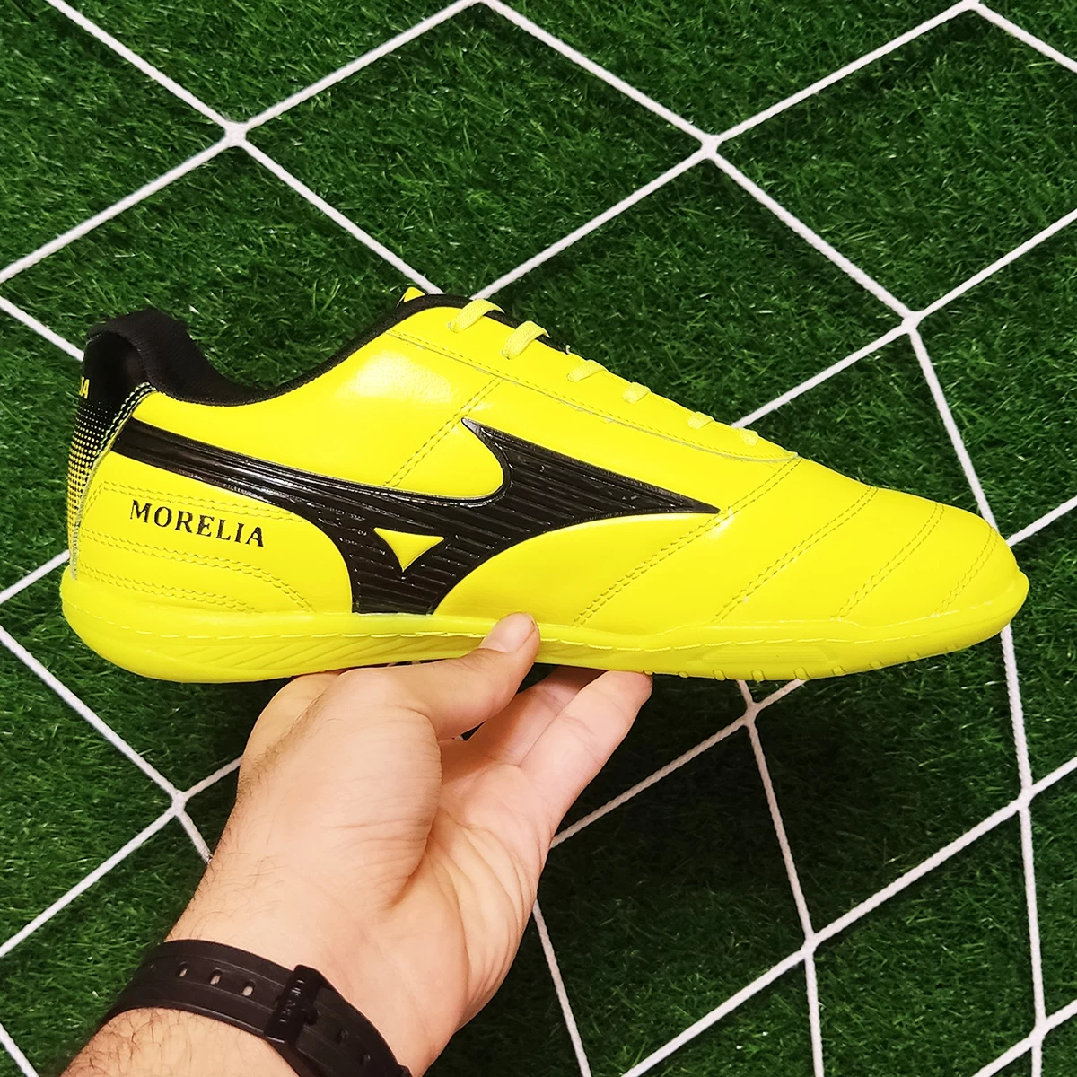 کفش فوتسال میزانو مورلیا طرح اصلی Mizuno Morelia Gold