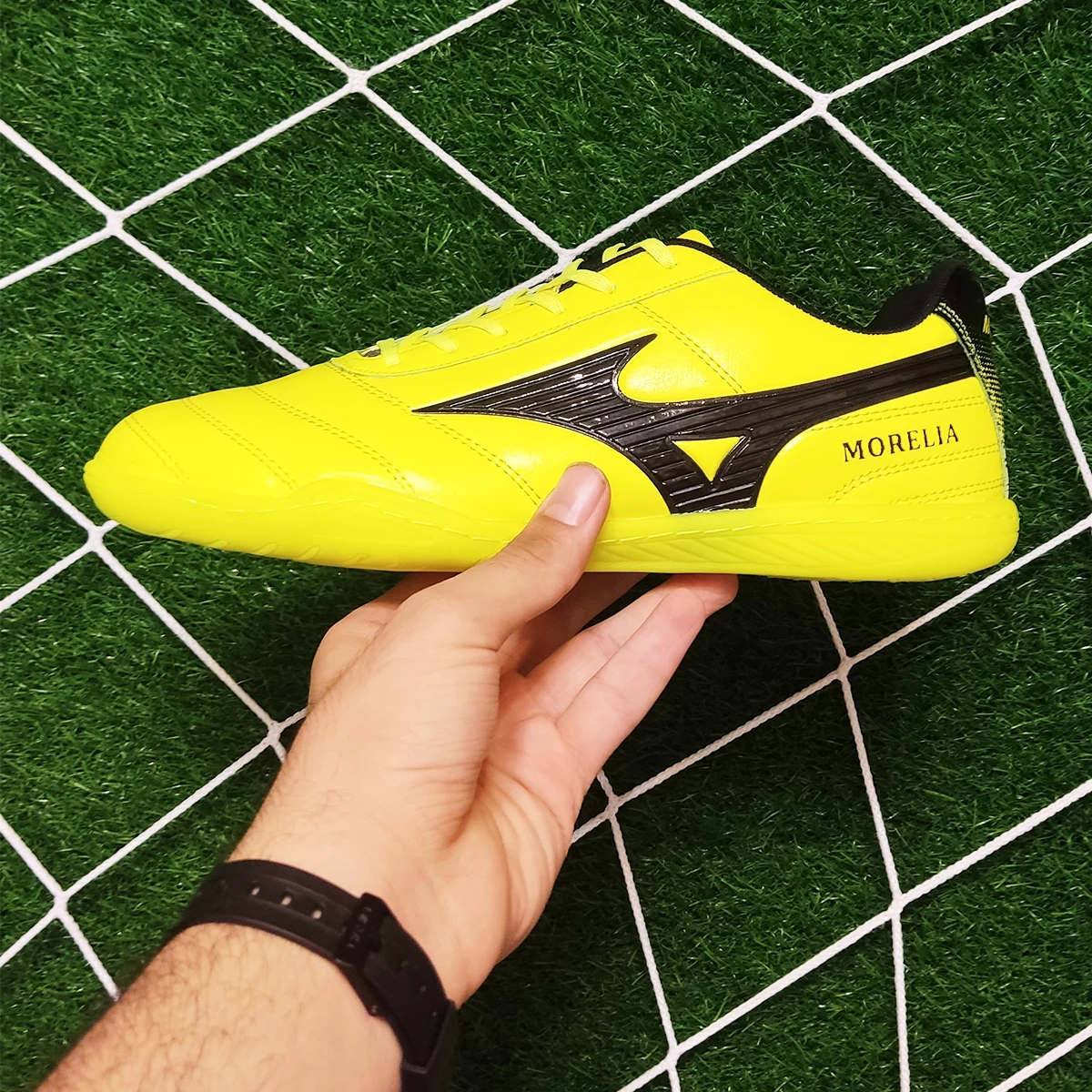 کفش فوتسال میزانو مورلیا طرح اصلی Mizuno Morelia Gold