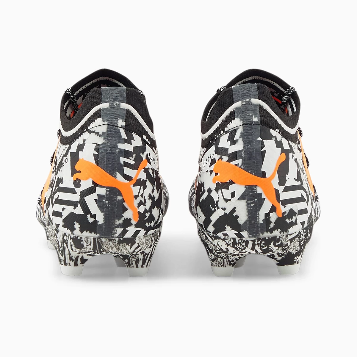 کفش فوتبال پوما فیوچر طرح اصلی Puma Future1.3 Teaser FG AG Whie Black Orang