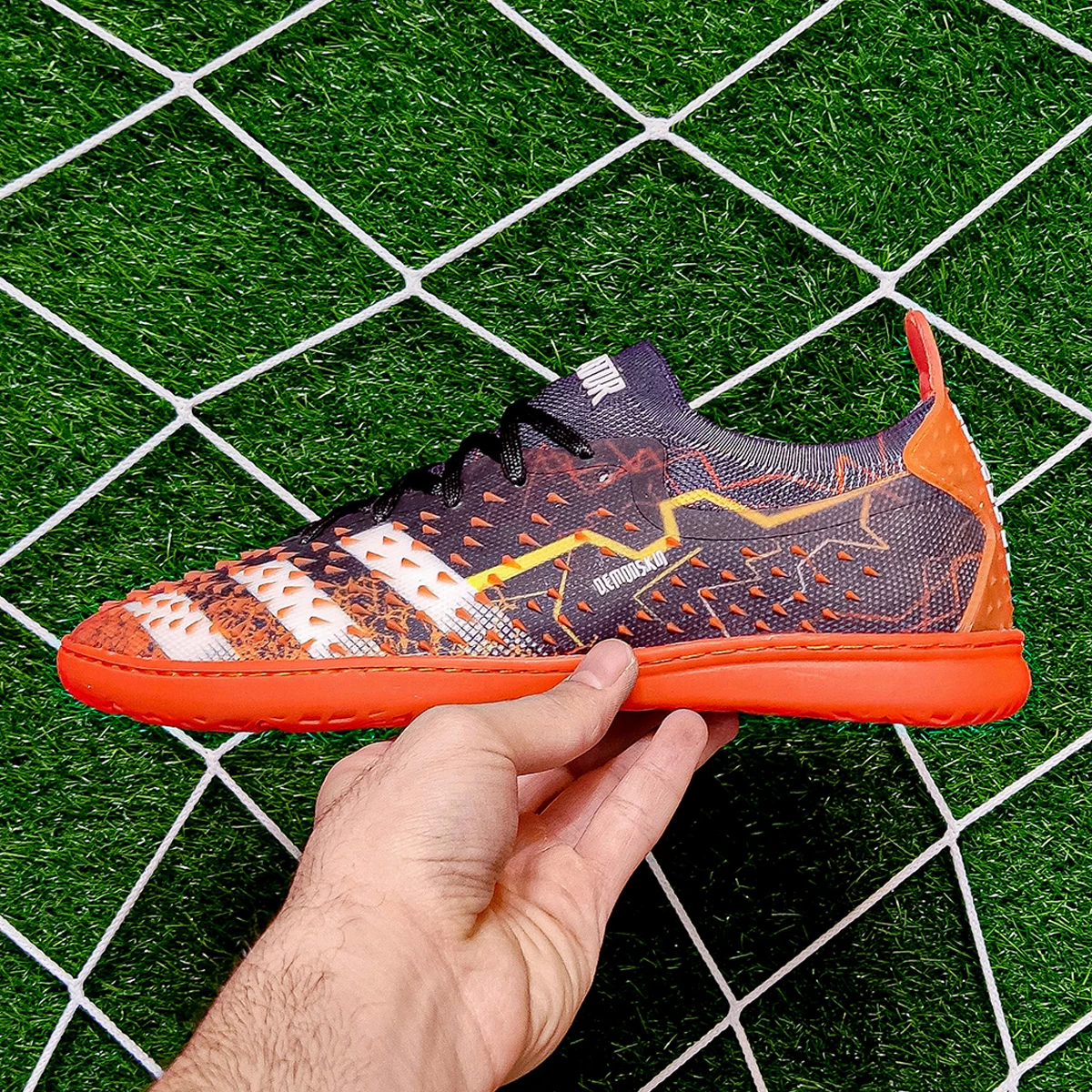 کفش فوتسال آدیداس پردیتور طرح اصلی Adidas Predator Orang Black