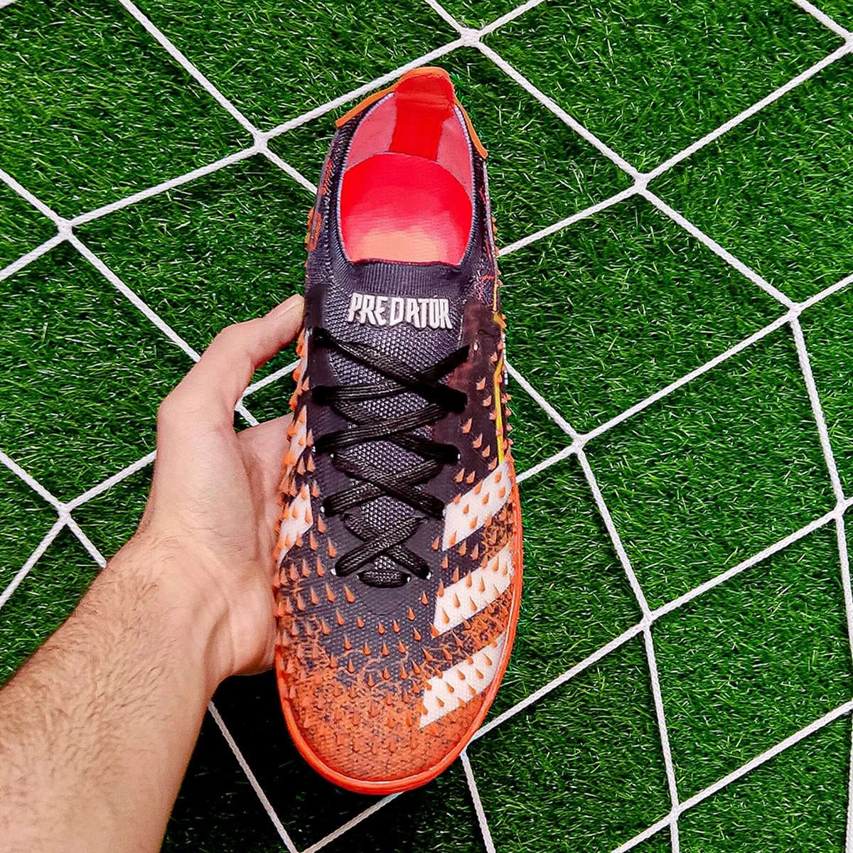 کفش فوتسال آدیداس پردیتور طرح اصلی Adidas Predator Orang Black