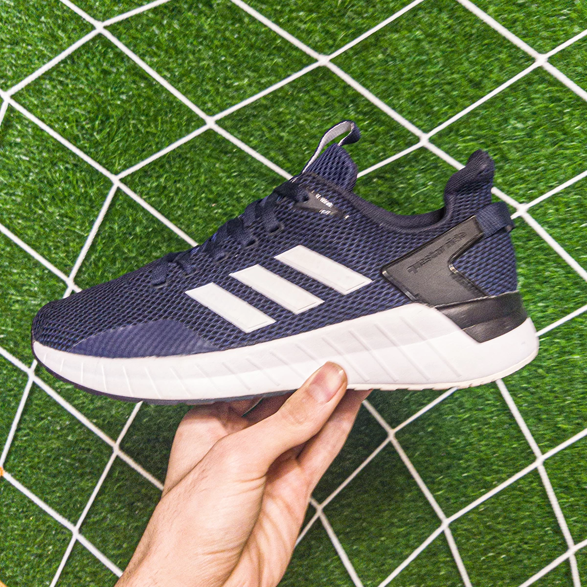 کتانی رانینگ مردانه آدیداس طرح اصلی Adidas Cloudfoam Nevy Blue