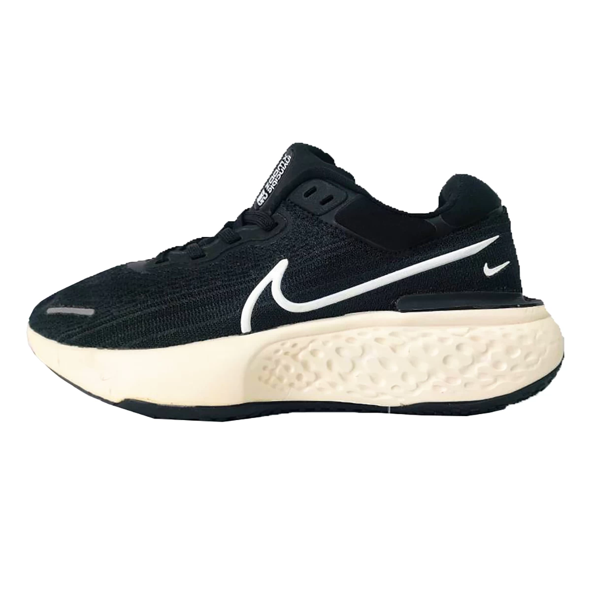 کتانی رانینگ زنانه نایک طرح اصلی Nike Zoom X Black White