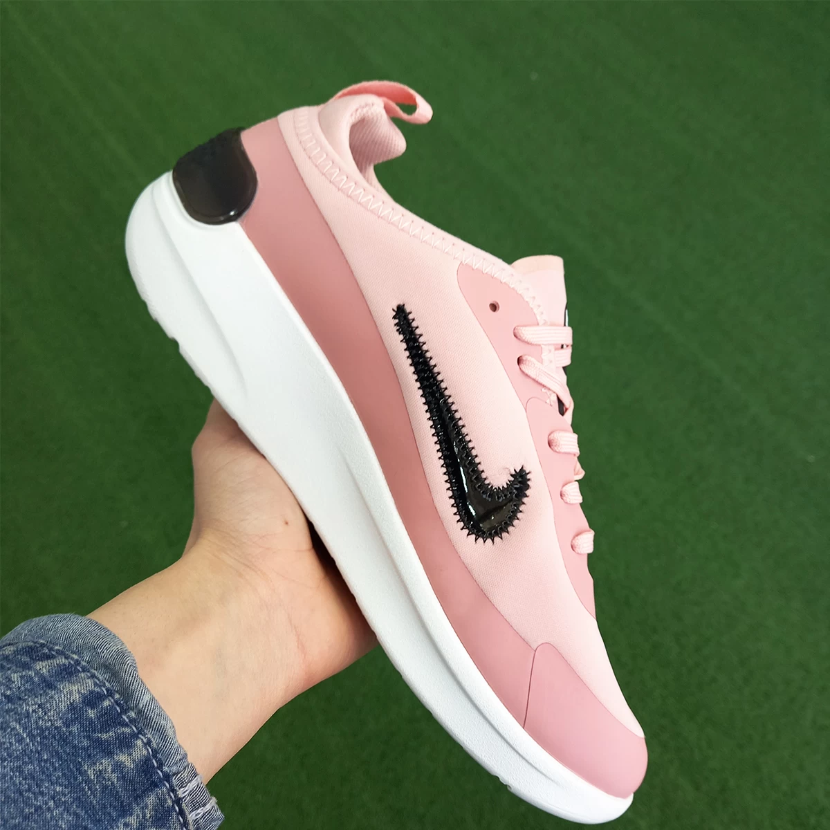 کتانی رانینگ زنانه نایک طرح اصلی Nike Amixa Pink