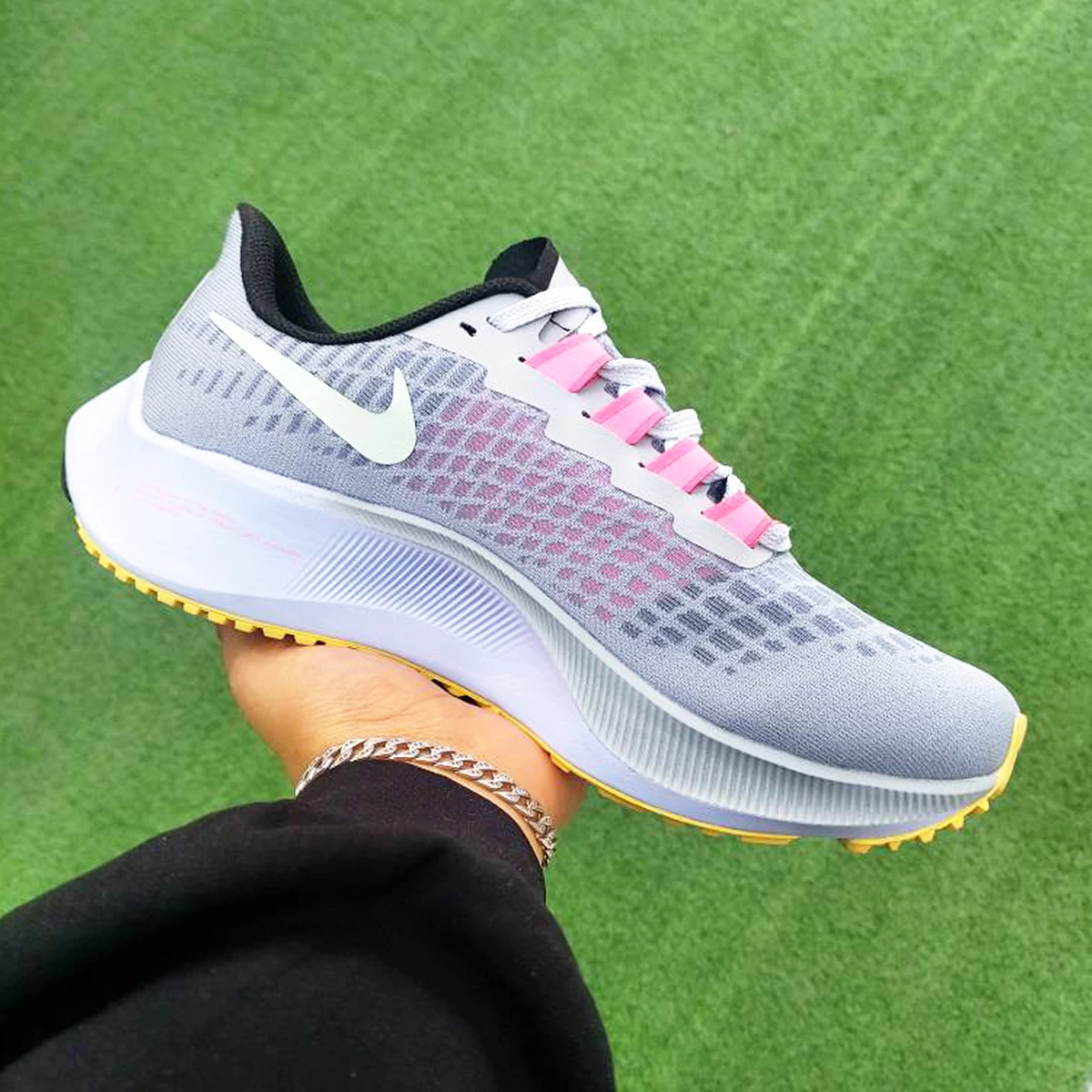 کتانی رانینگ زنانه نایک طرح اصلی Nike Air Zoom Pegasus 37 Purpel