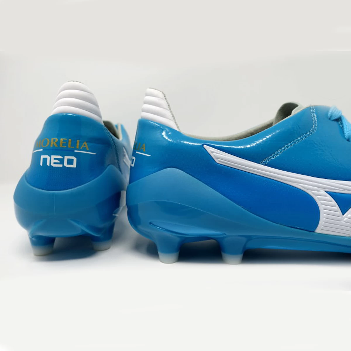 کفش فوتبال میزانو مورلیا طرح اصلی Mizuno Morelia Neo Blue