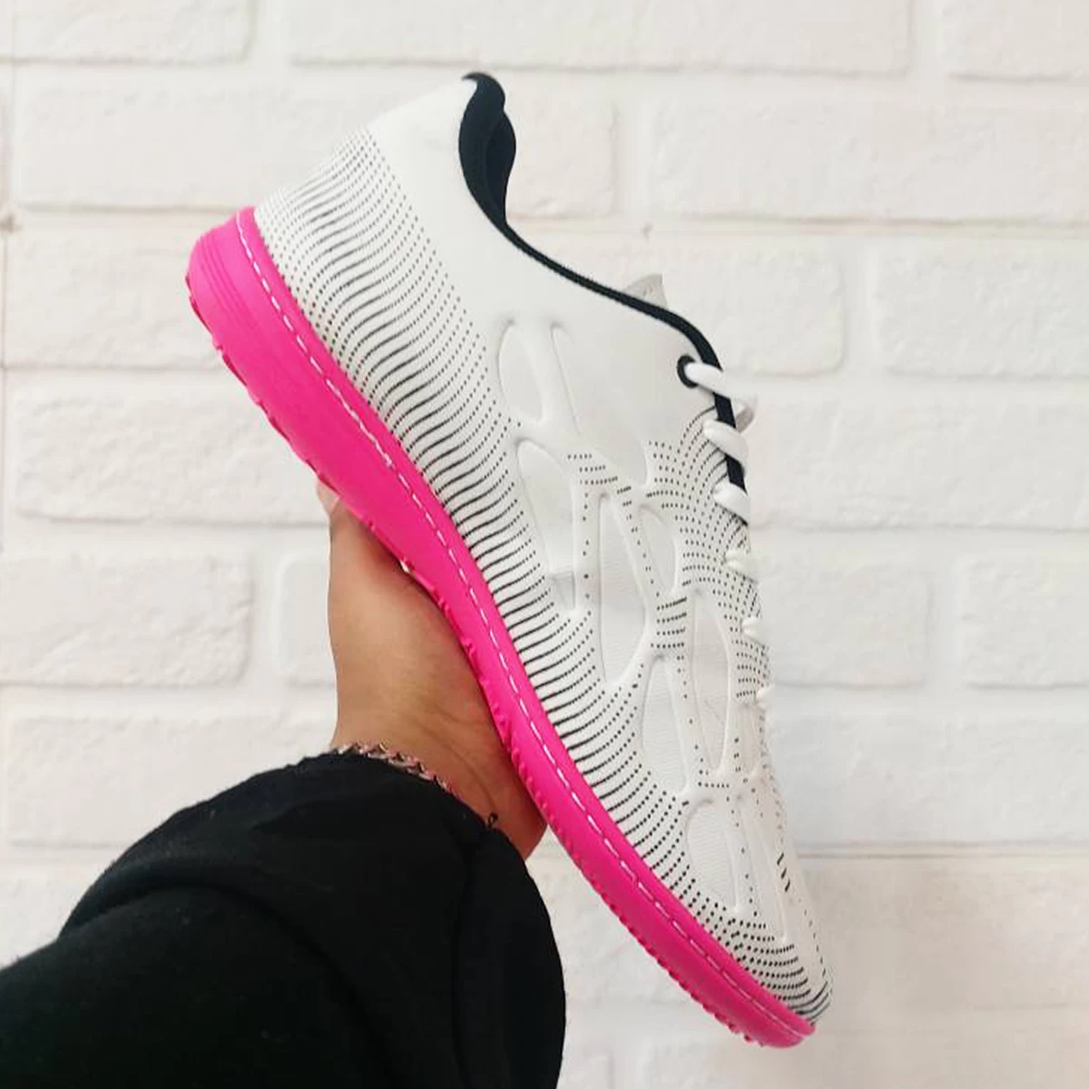 کفش فوتسال پوما طرح اصلی Puma Ultra IC White Pink