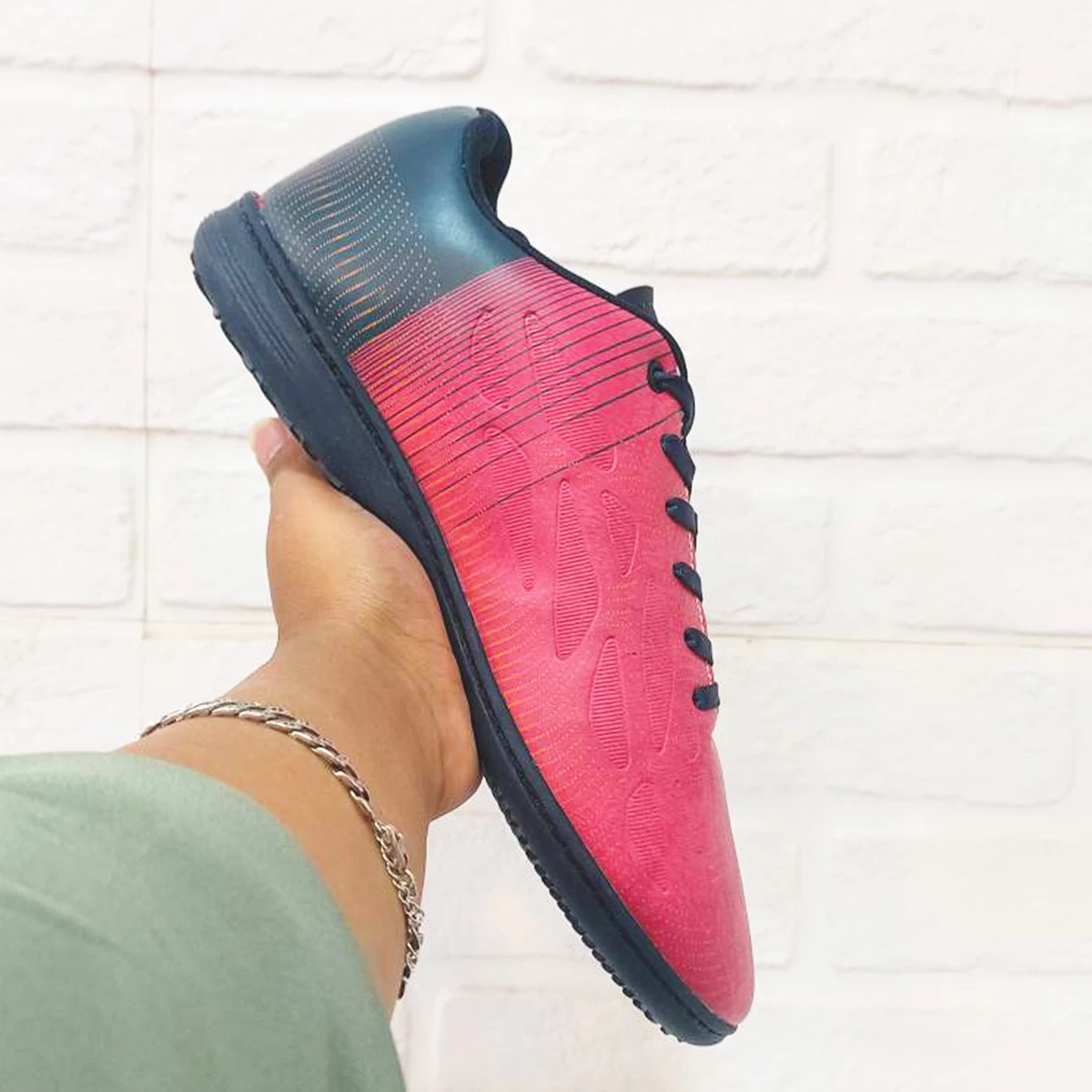 کفش فوتسال پوما الترا طرح اصلی Puma Ultra IC Vapor Pink Navy Blue