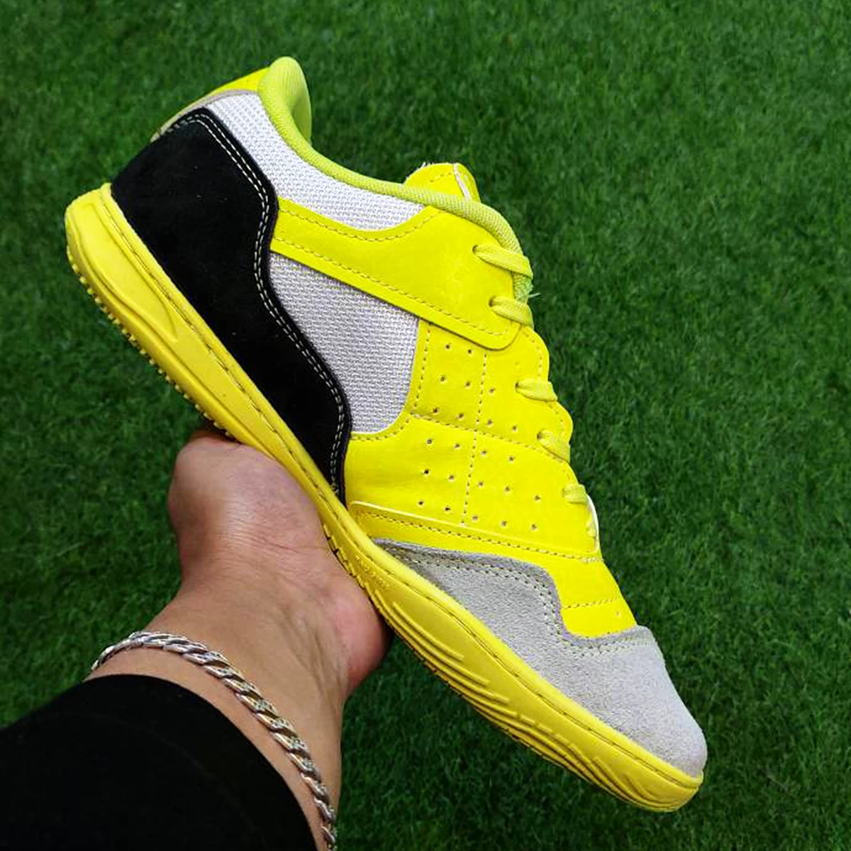 کفش فوتسال اتلتا طرح اصلی Athleta O-Rei T003 IC Yellow Black