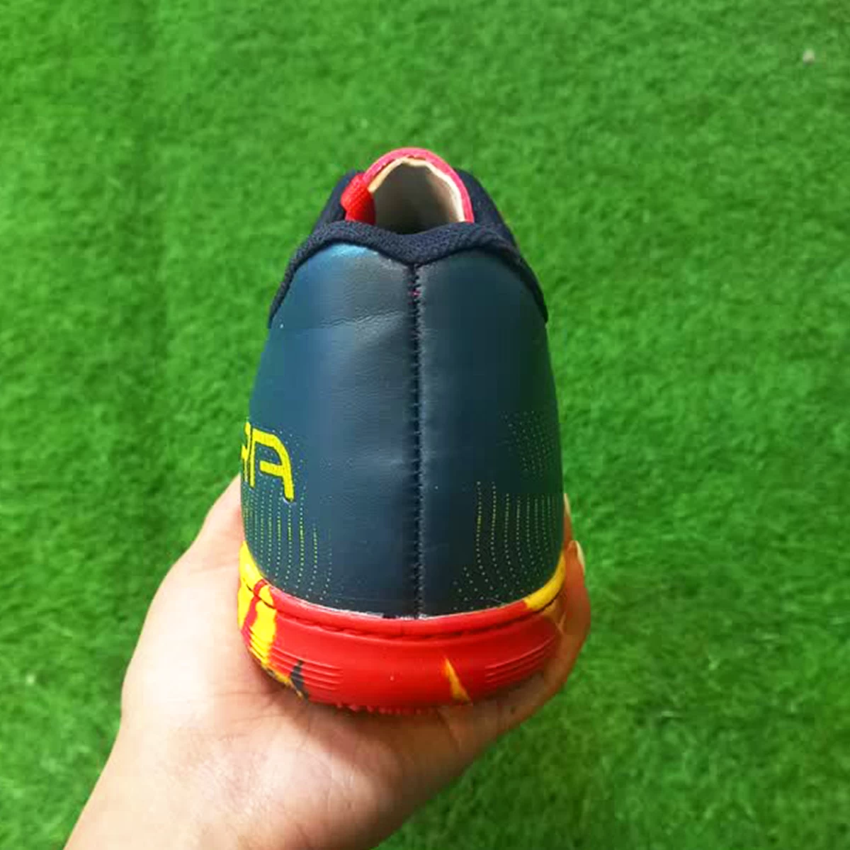 کفش فوتسال پوما الترا طرح اصلی Puma Ultra IC Red Yellow
