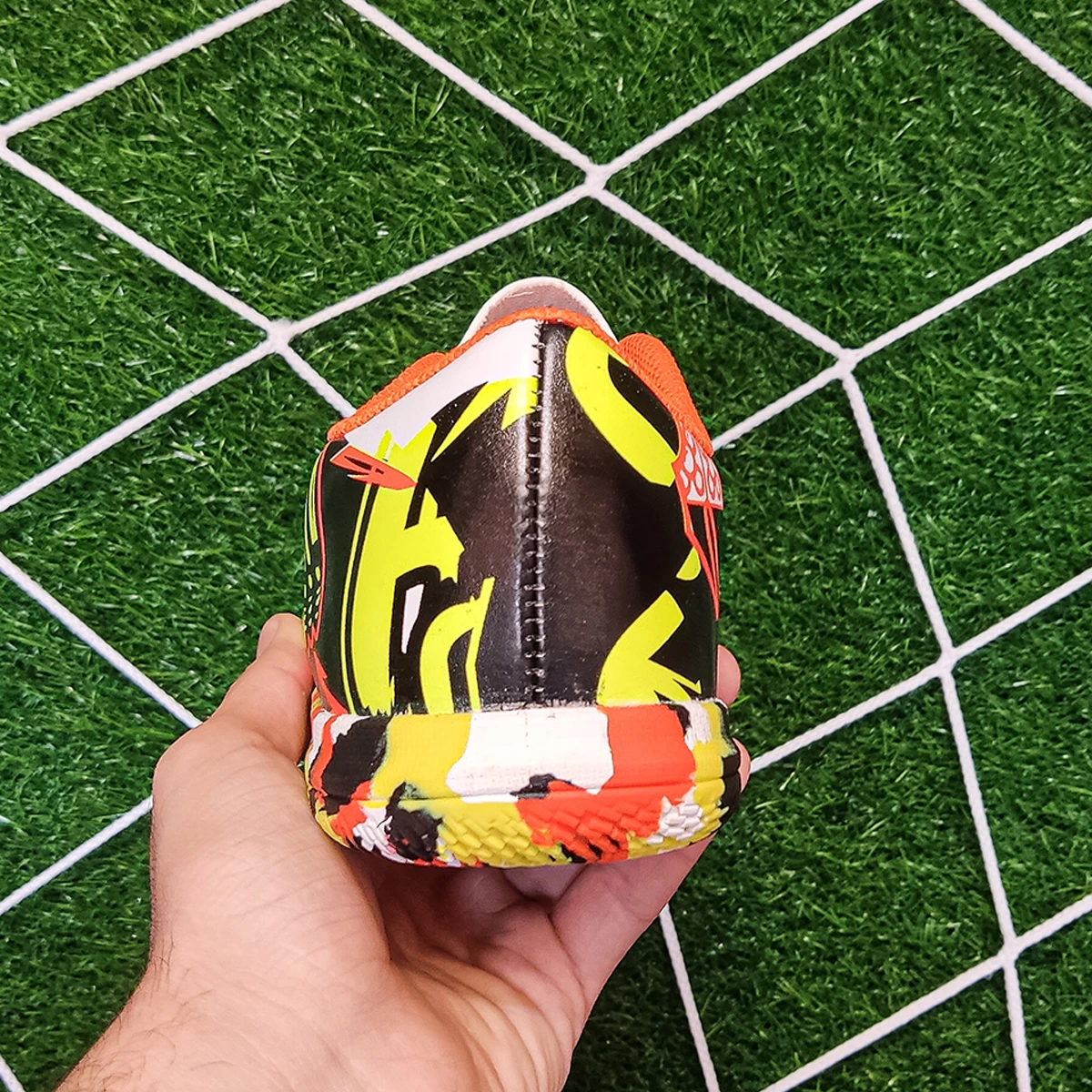 کفش فوتسال سایز کوچک آدیداس طرح اصلی Adidas Messi IC Orang Yellow Black