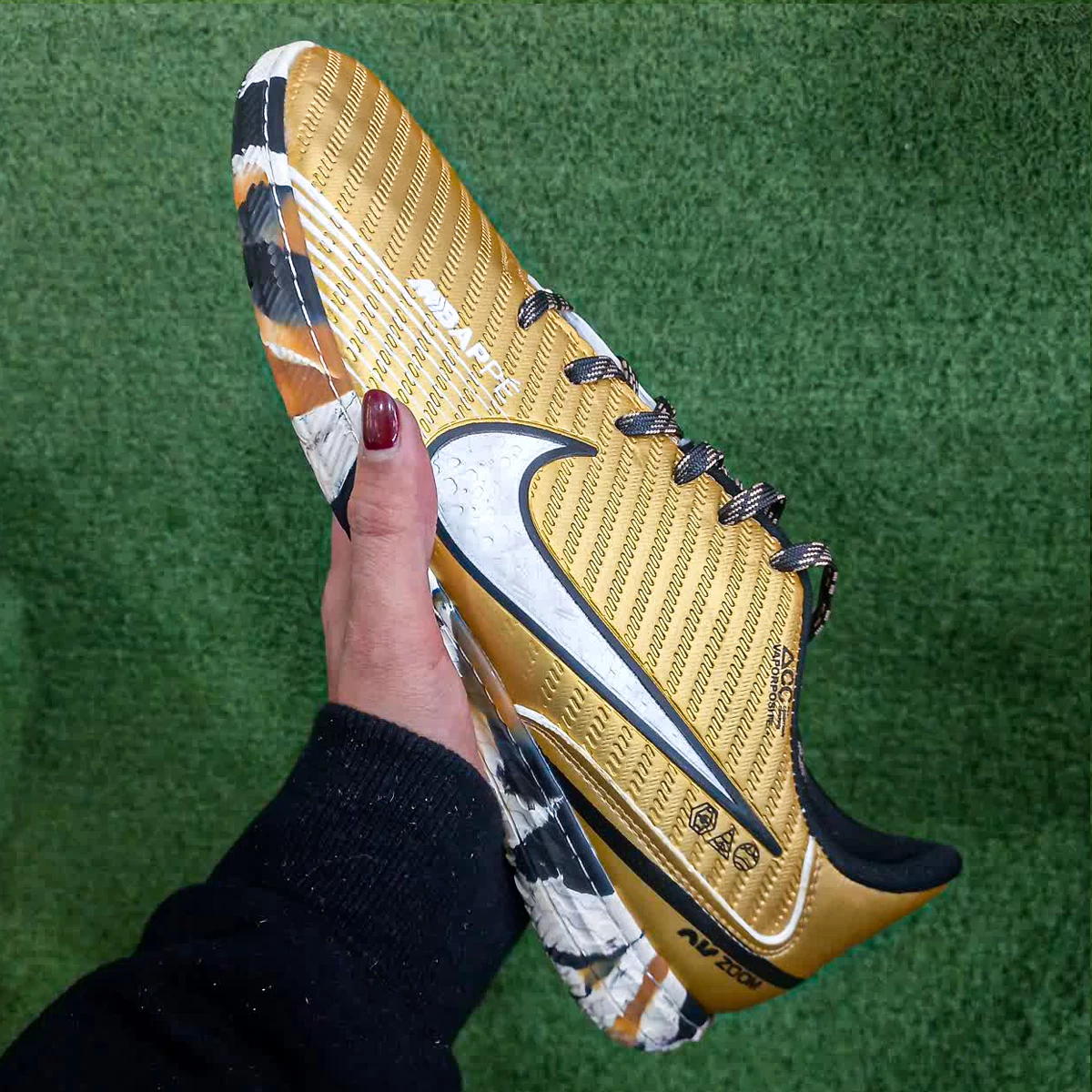 کفش فوتسال مردانه نایک ایر زوم مرکوریال طرح اصلی  Nike Air Zoom Mercurial Golden White