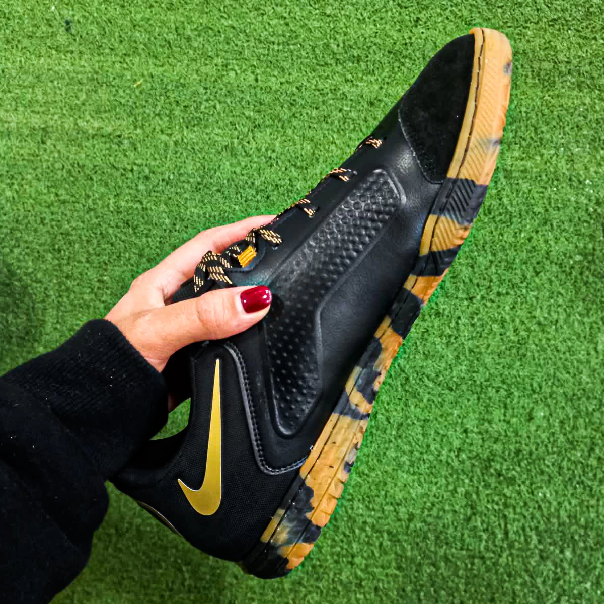 کفش فوتسال مردانه نایک تمپو طرح اصلی  Nike Tiempo legend 9 Golden Black