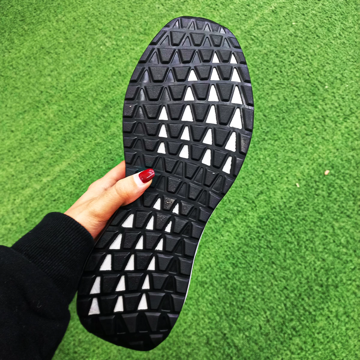 کتانی رانینگ مردانه آدیداس طرح اصلی  Adidas Cloud Foam Gray